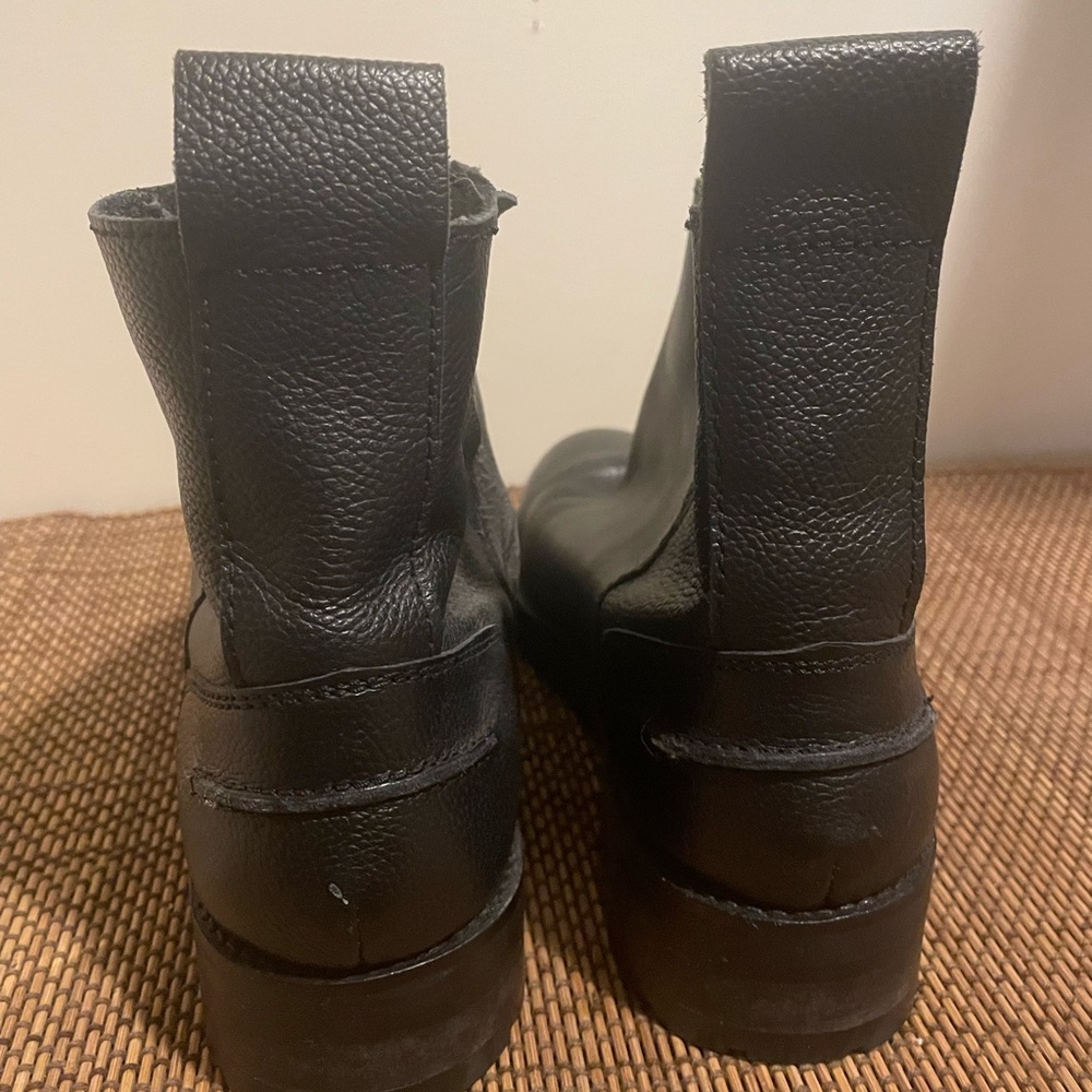 Black booties - Picture 3 of 3